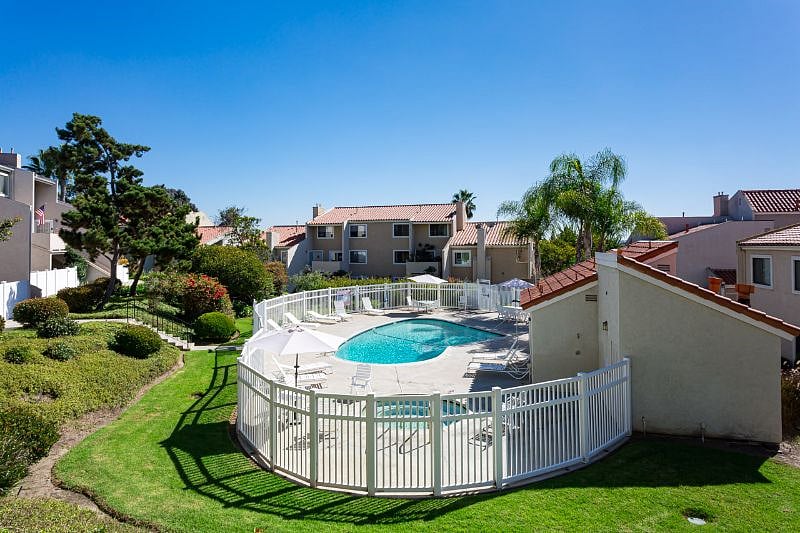 Furnished Finder property 590936_1 photo 22