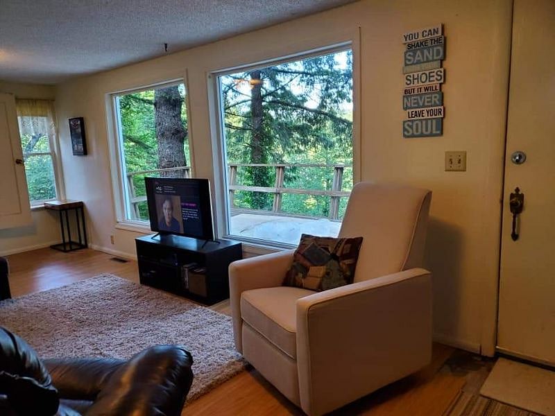 Furnished Finder property 590988_1 photo 4
