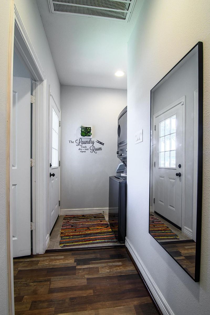 Furnished Finder property 590999_1 photo 24