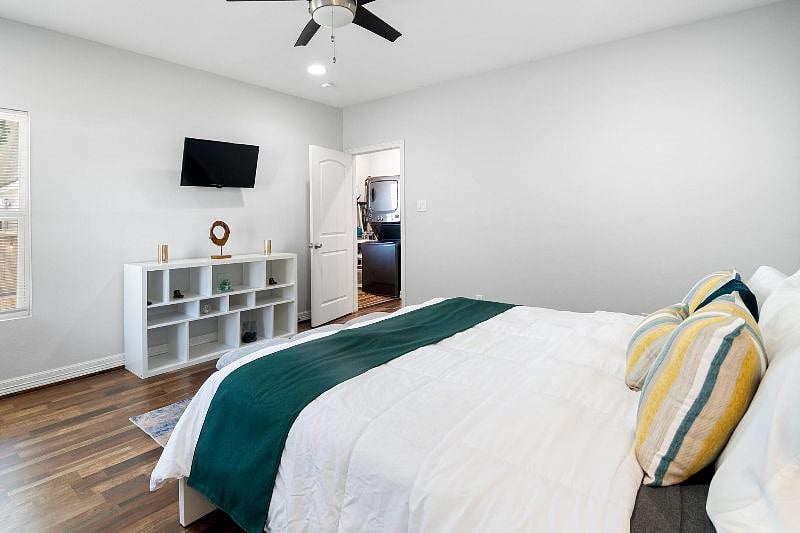 Furnished Finder property 590999_1 photo 19