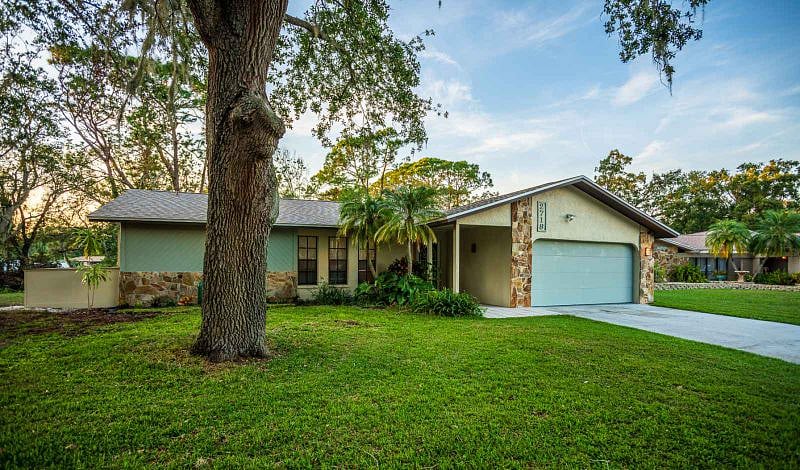 Furnished Finder property 591043_1 photo 12