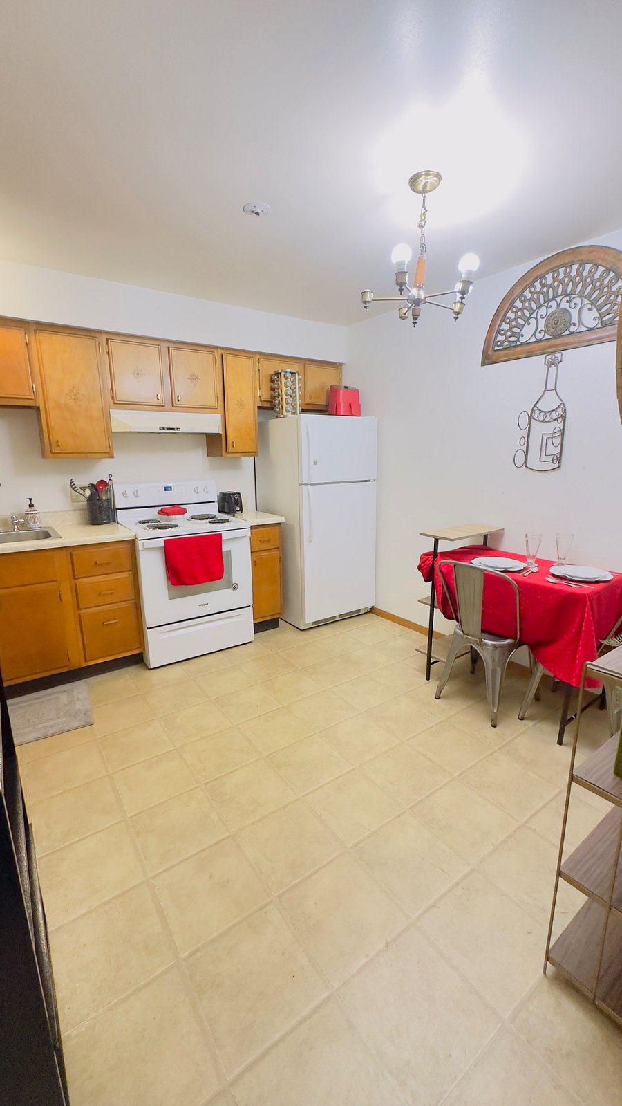 Furnished Finder property 591052_3 photo 3