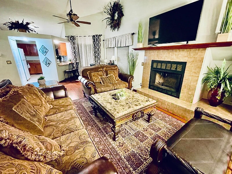 Furnished Finder property 591063_1 photo 3