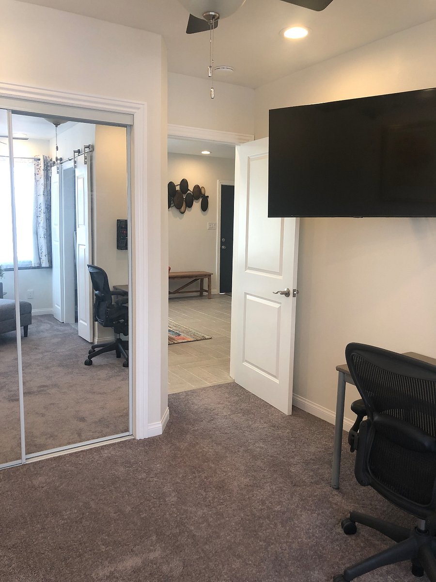 Furnished Finder property 591076_2 photo 33