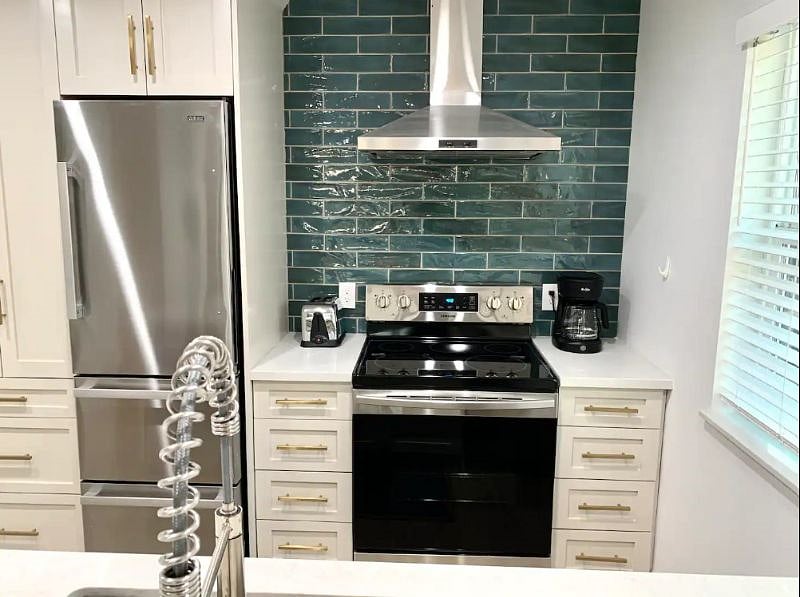 Furnished Finder property 591078_1 photo 3