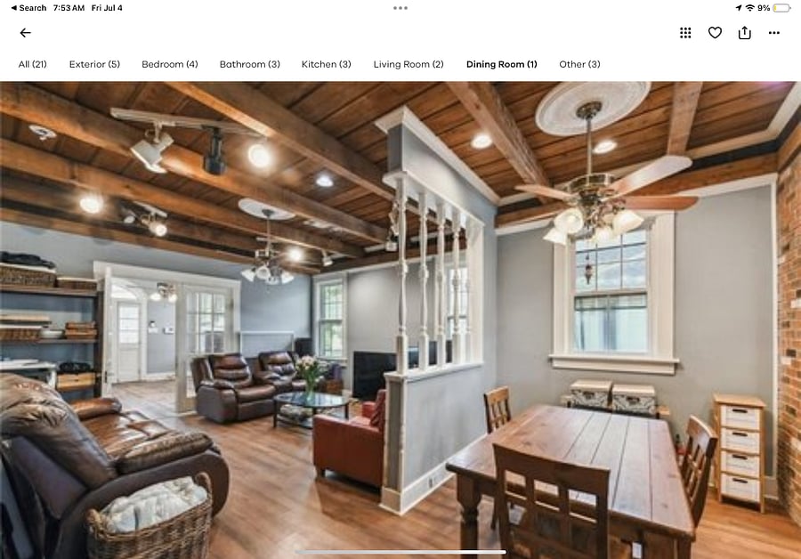 Living/dining area