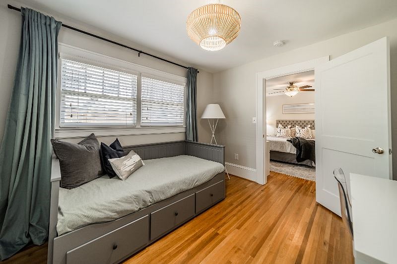 Furnished Finder property 591165_1 photo 18