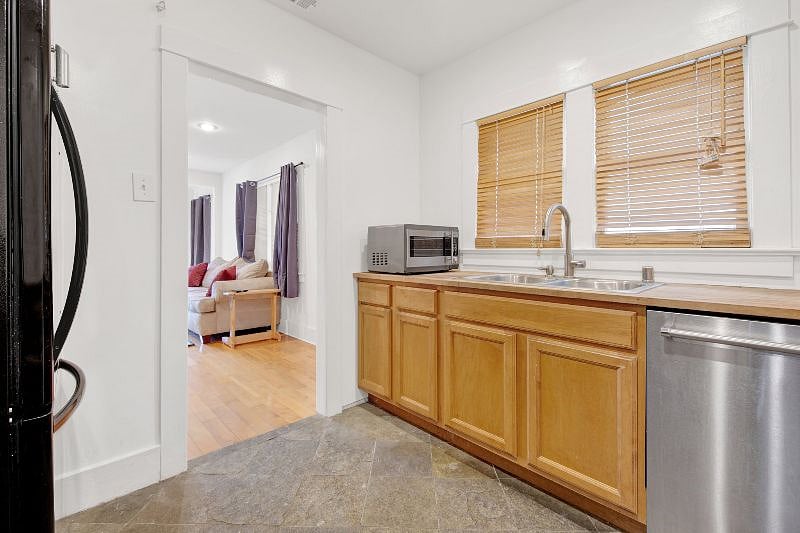 Furnished Finder property 591204_1 photo 9