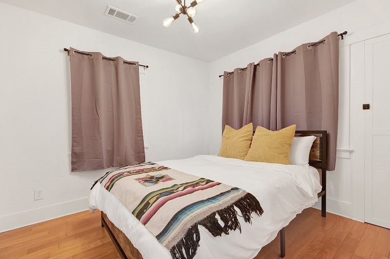Furnished Finder property 591204_1 photo 3