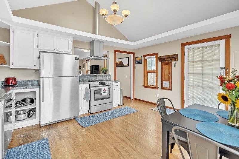 Furnished Finder property 591226_1 photo 3