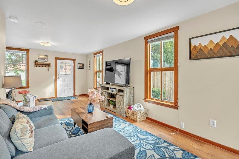 Furnished Finder property 591226_1 photo 27