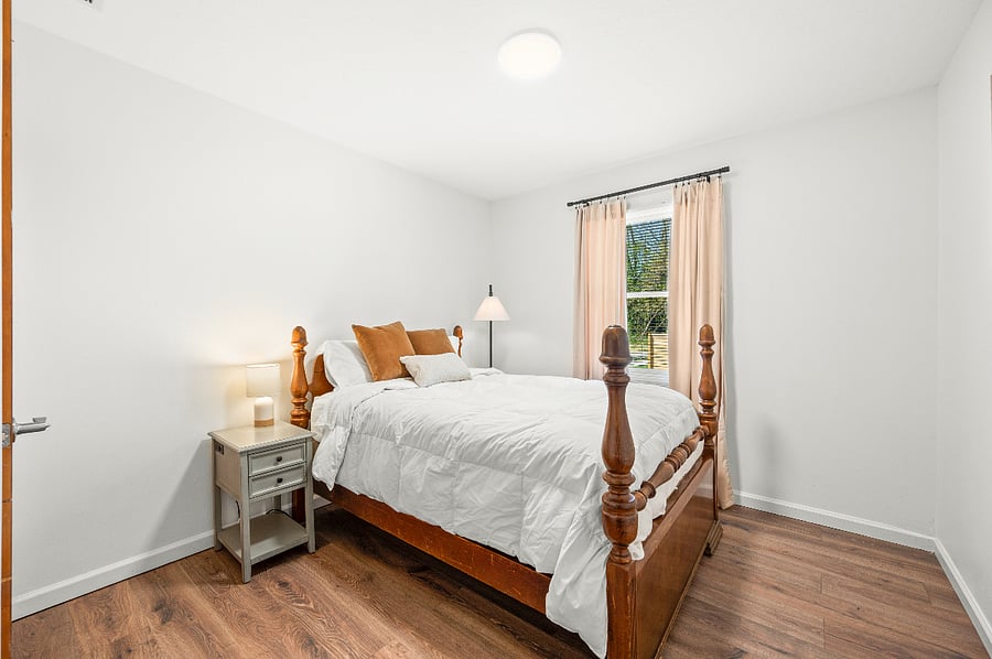 Furnished Finder property 591300_1 photo 6