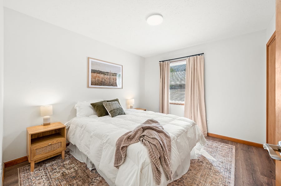 Furnished Finder property 591300_1 photo 11