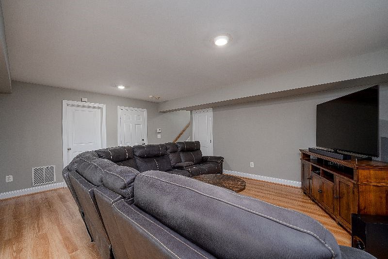Furnished Finder property 591362_1 photo 22