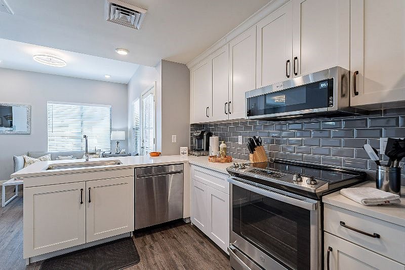 Furnished Finder property 591447_1 photo 8