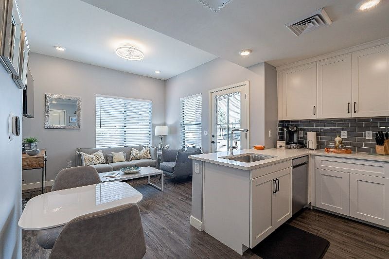 Furnished Finder property 591447_1 photo 9
