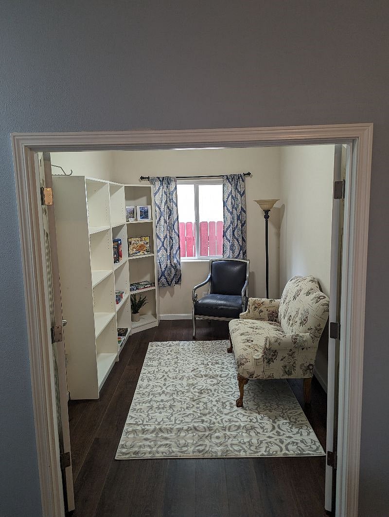 Extra Room/Library