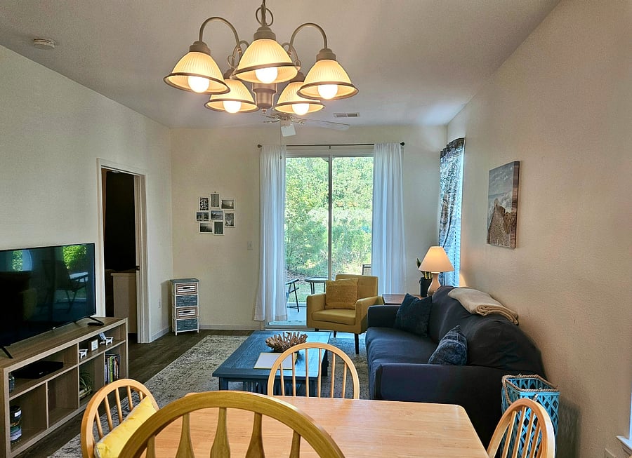 Furnished Finder property 591468_1 photo 3