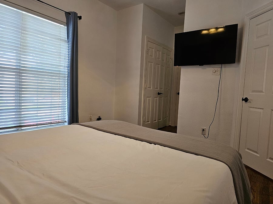 Furnished Finder property 591522_2 photo 12