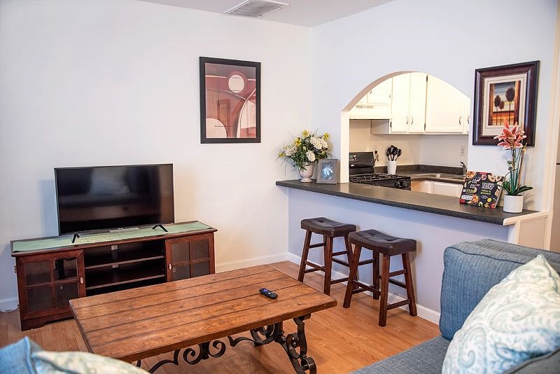 Furnished Finder property 591594_1 photo 8
