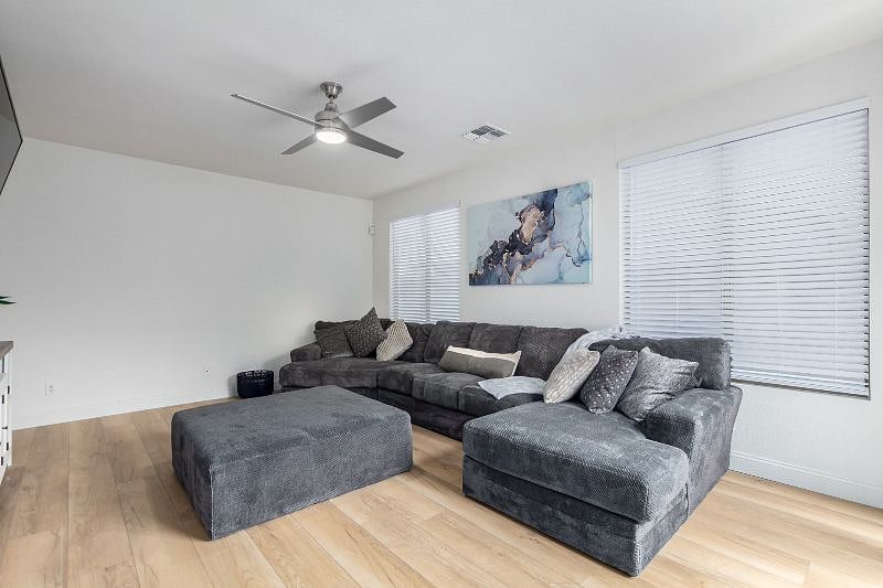 Furnished Finder property 591665_1 photo 3