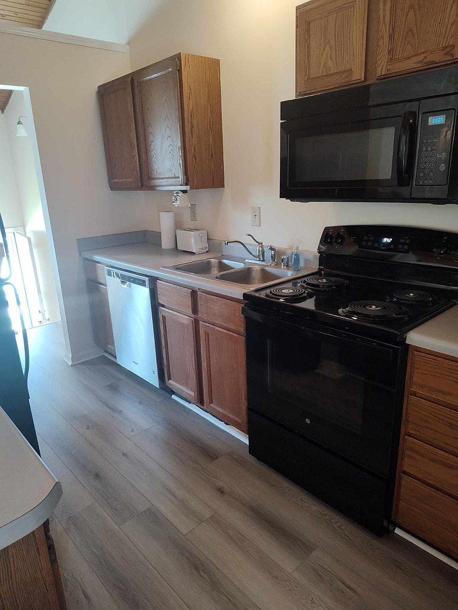 Furnished Finder property 591809_1 photo 9