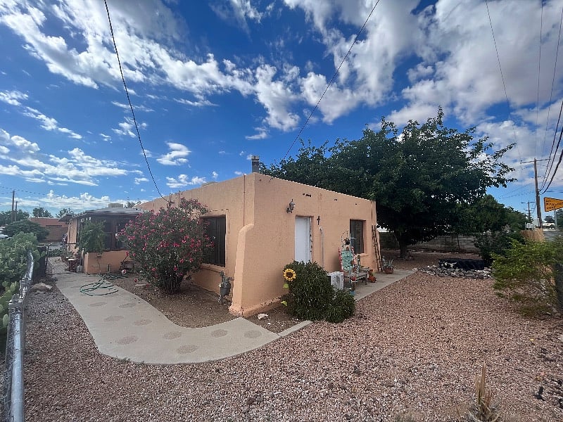 Furnished Finder property 591867_1 photo 2