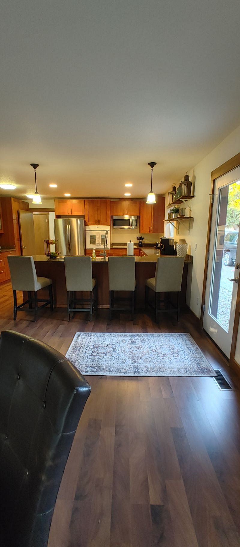Furnished Finder property 591874_1 photo 3