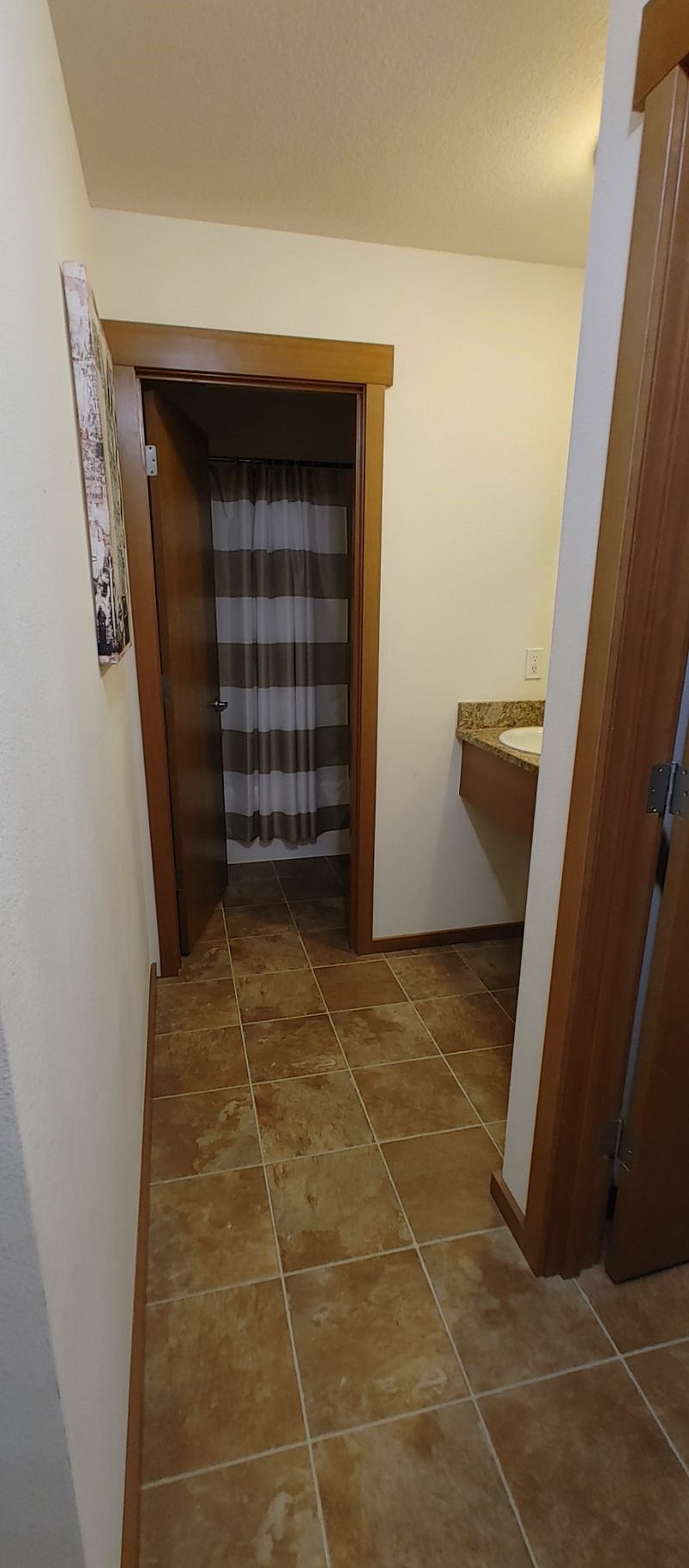 Furnished Finder property 591874_1 photo 9