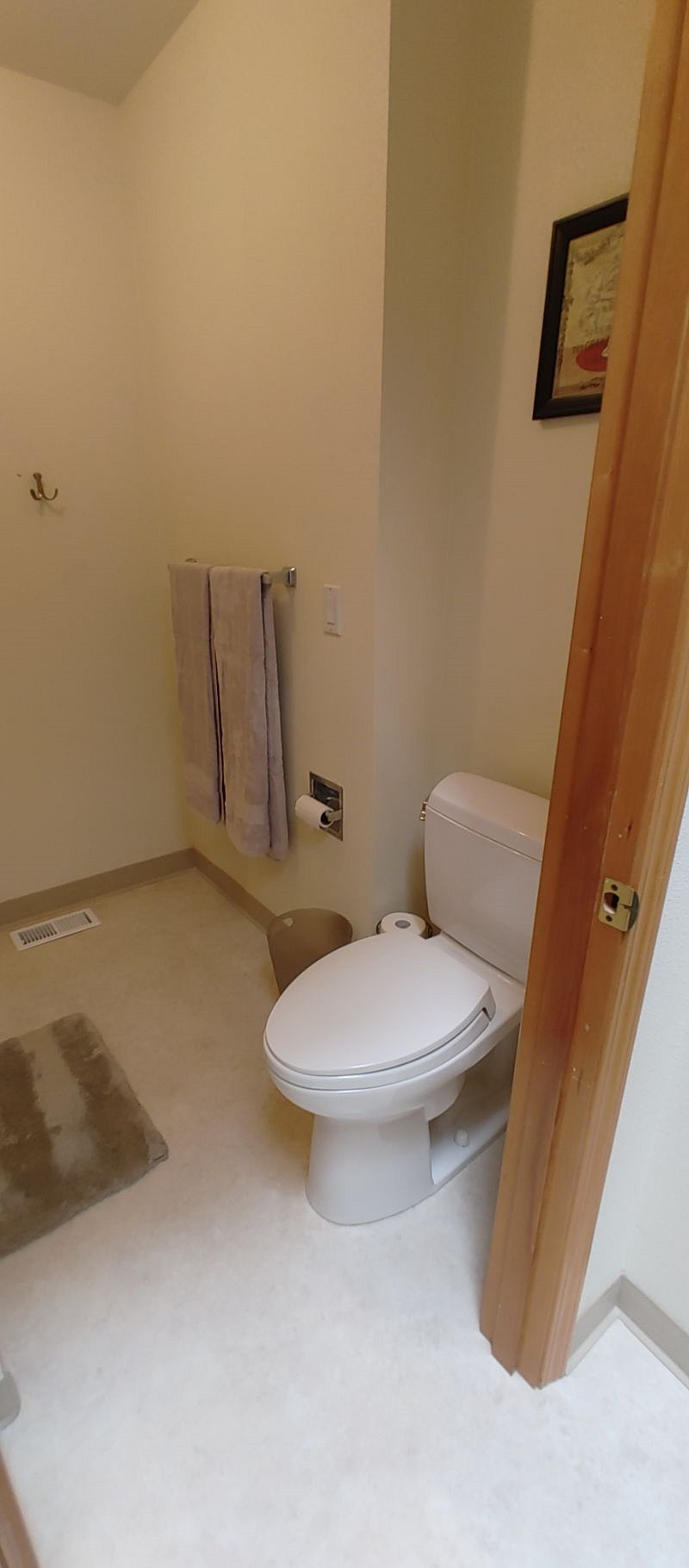 Furnished Finder property 591874_2 photo 16
