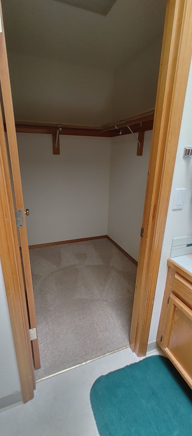 Furnished Finder property 591874_2 photo 17