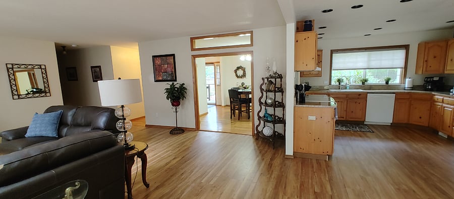 Furnished Finder property 591874_2 photo 22