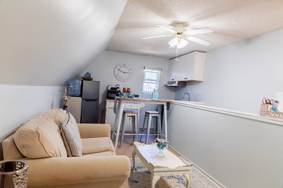 Furnished Finder property 591886_2 photo 8