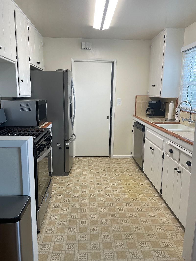 Furnished Finder property 591888_1 photo 15