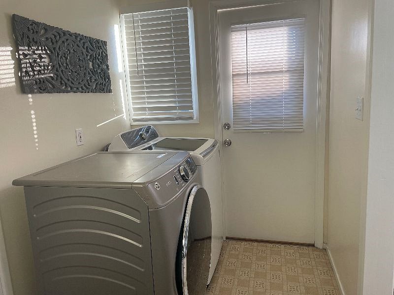 Furnished Finder property 591888_1 photo 14