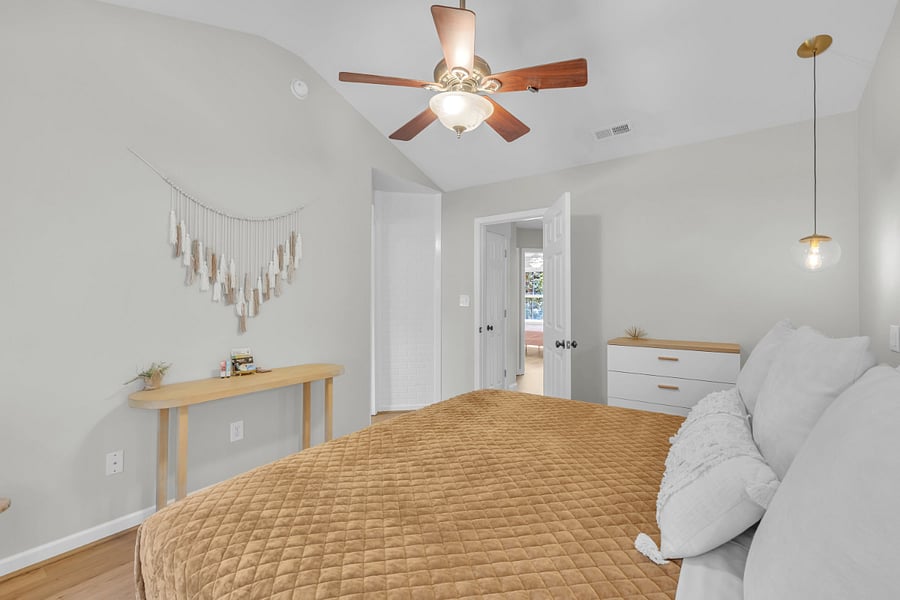 Furnished Finder property 591927_1 photo 18