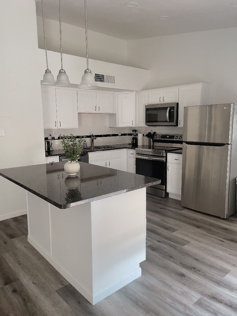 Furnished Finder property 592053_1 photo 9