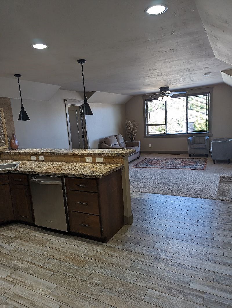 Furnished Finder property 592073_1 photo 7