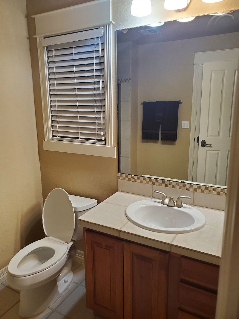 Furnished Finder property 592083_1 photo 4
