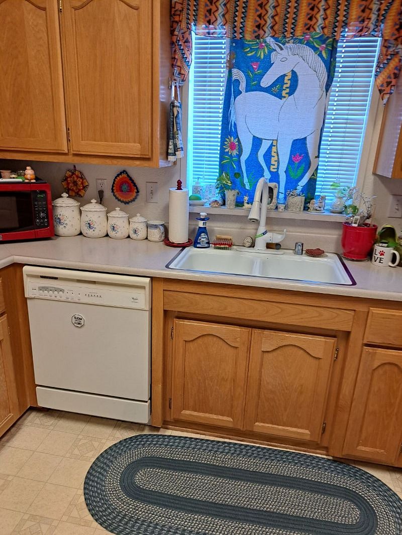 Furnished Finder property 592129_1 photo 9