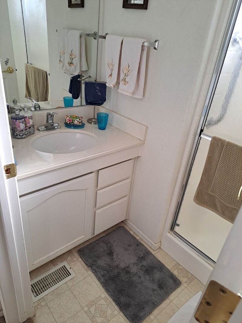 Furnished Finder property 592129_1 photo 5