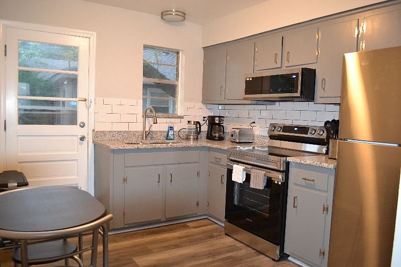 Furnished Finder property 592161_1 photo 9