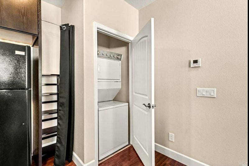 Furnished Finder property 592162_1 photo 6