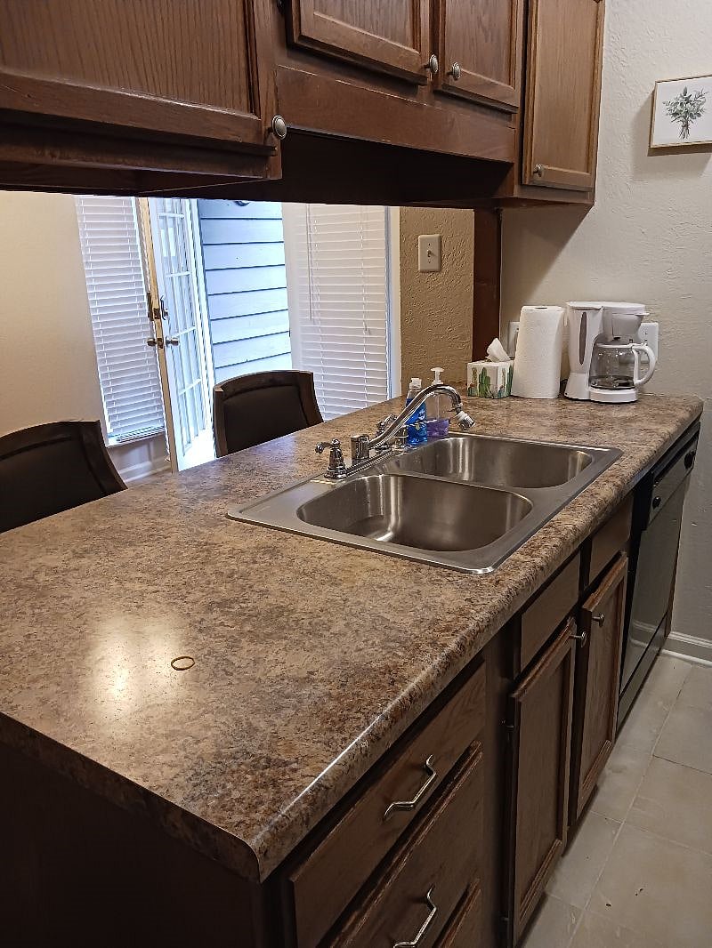 Furnished Finder property 592167_1 photo 3