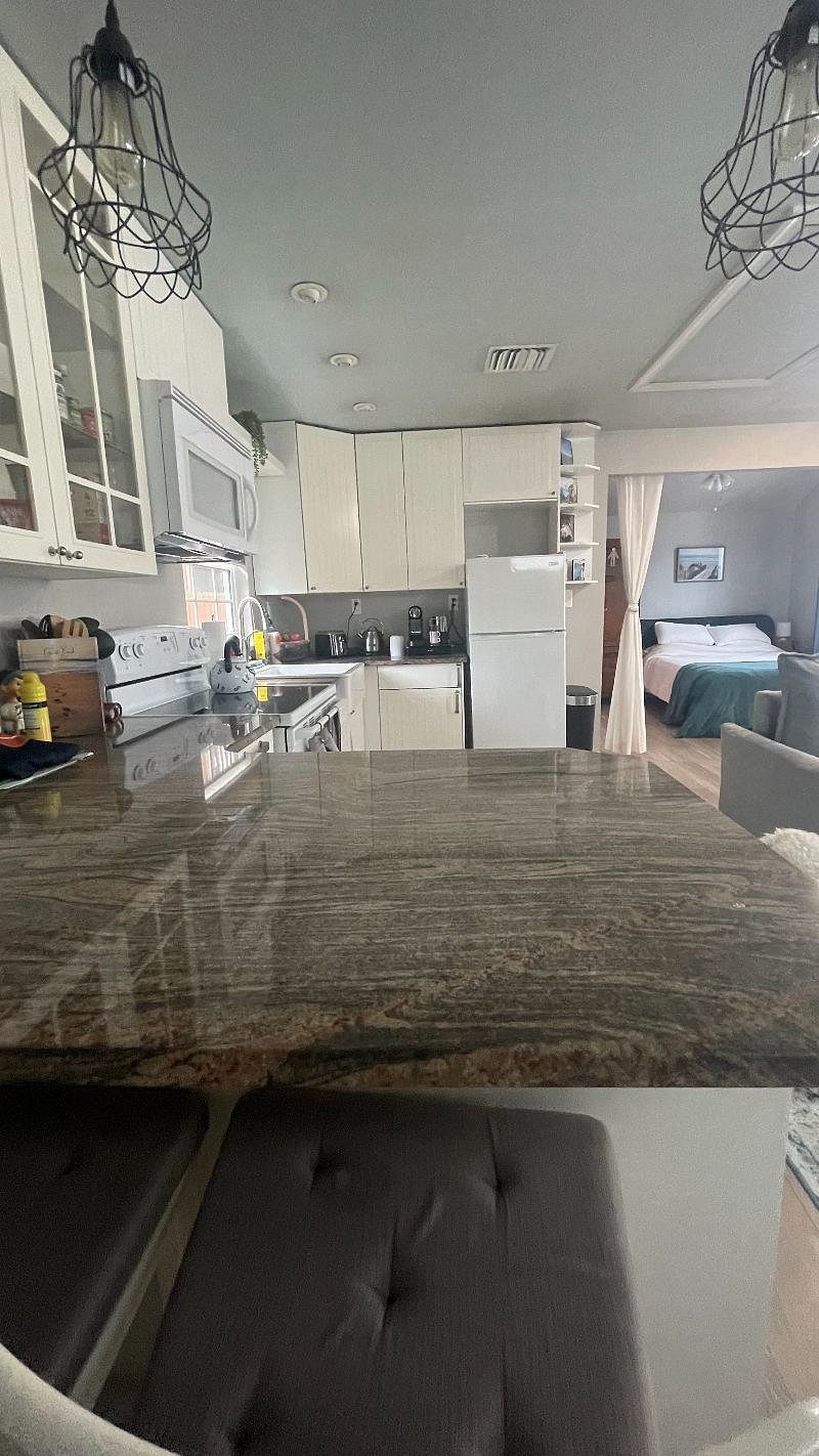 Furnished Finder property 592200_1 photo 9