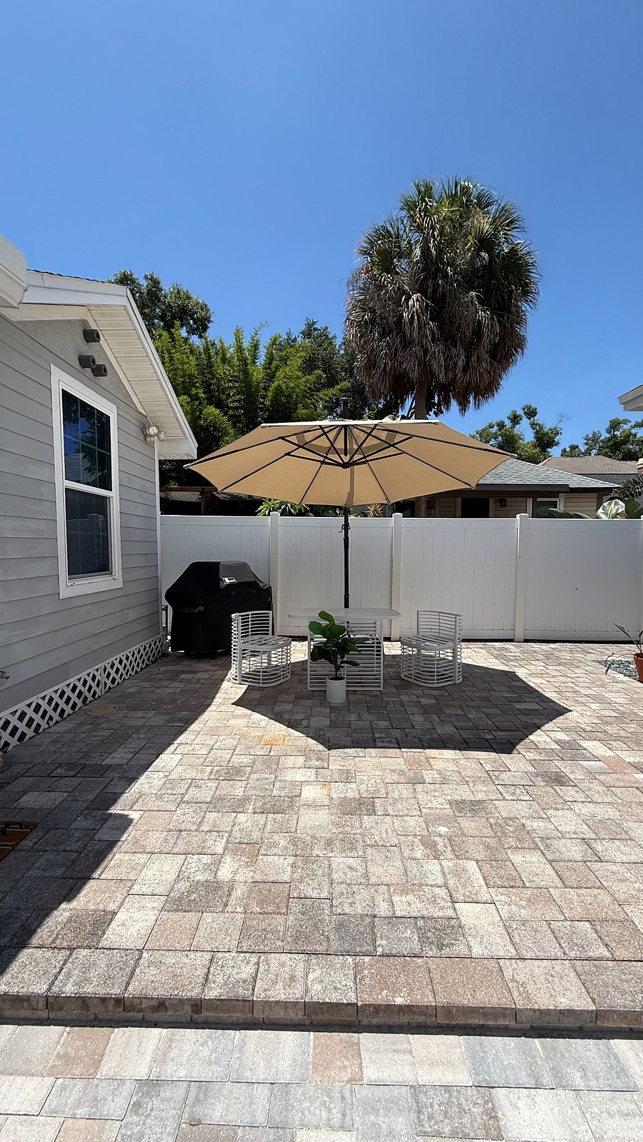 Furnished Finder property 592200_1 photo 11