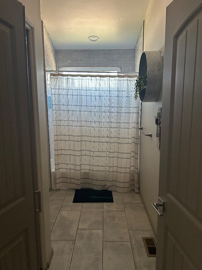 Furnished Finder property 592205_1 photo 8