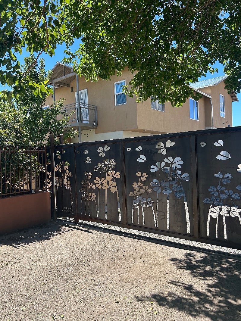 Furnished Finder property 592205_1 photo 1