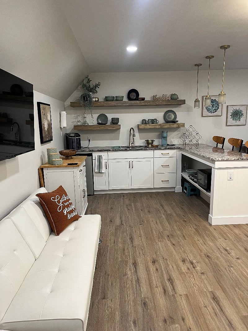 Furnished Finder property 592246_1 photo 9