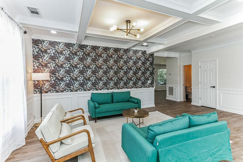 Furnished Finder property 592248_1 photo 3